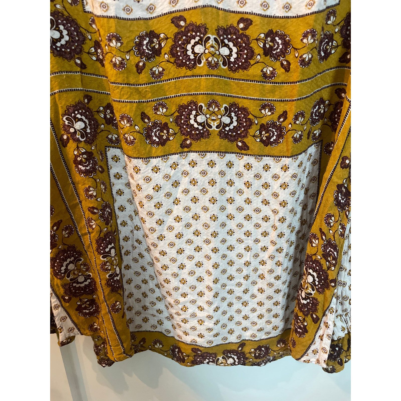Free People Free People Bohemian Changing Times Printed Blouse Tea, sz M Size M / US 6-8 / IT 42-44 - 9 Thumbnail