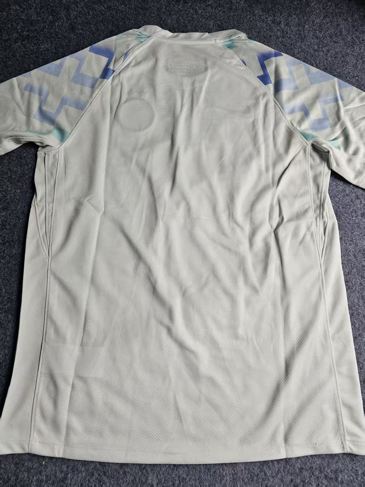 Other 2025 26 Inter Milan Jersey Away White Size US M / EU 48-50 / 2 - 3 Thumbnail