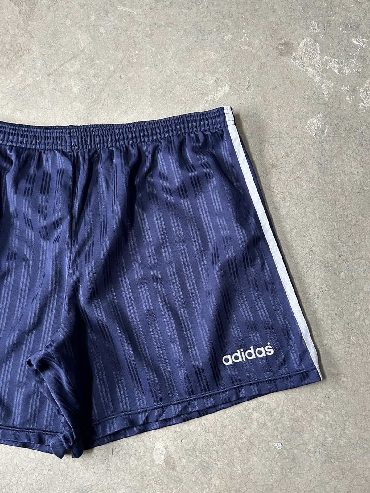 Adidas Vintage 80s/90s Adidas Shadow Stripe Shorts South Africa Size US 34 / EU 50 - 2 Thumbnail