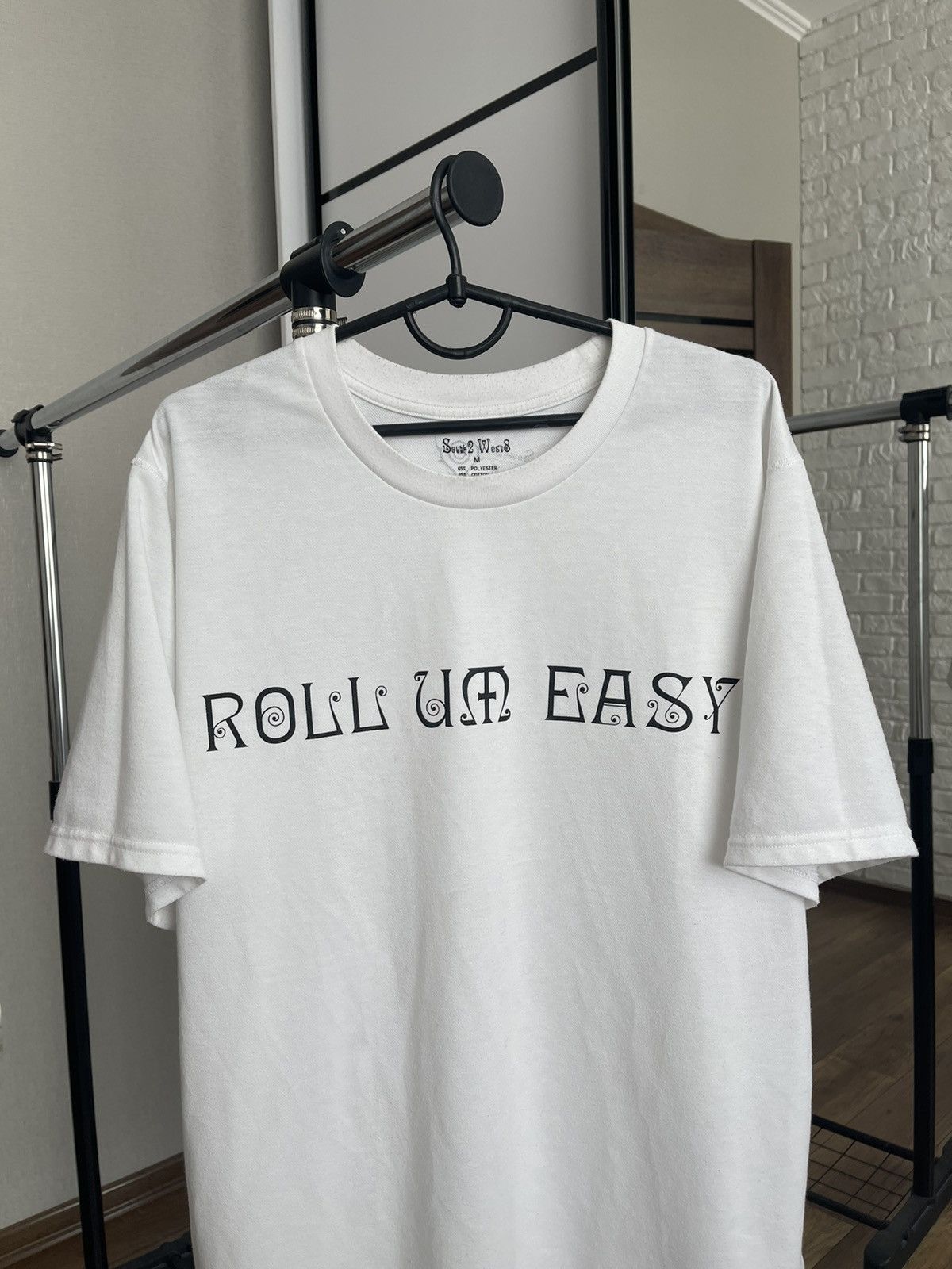 South2 West8 South2 West8 Roll Um Easy T-Shirt Tee Japan Size US M / EU 48-50 / 2 - 3 Thumbnail
