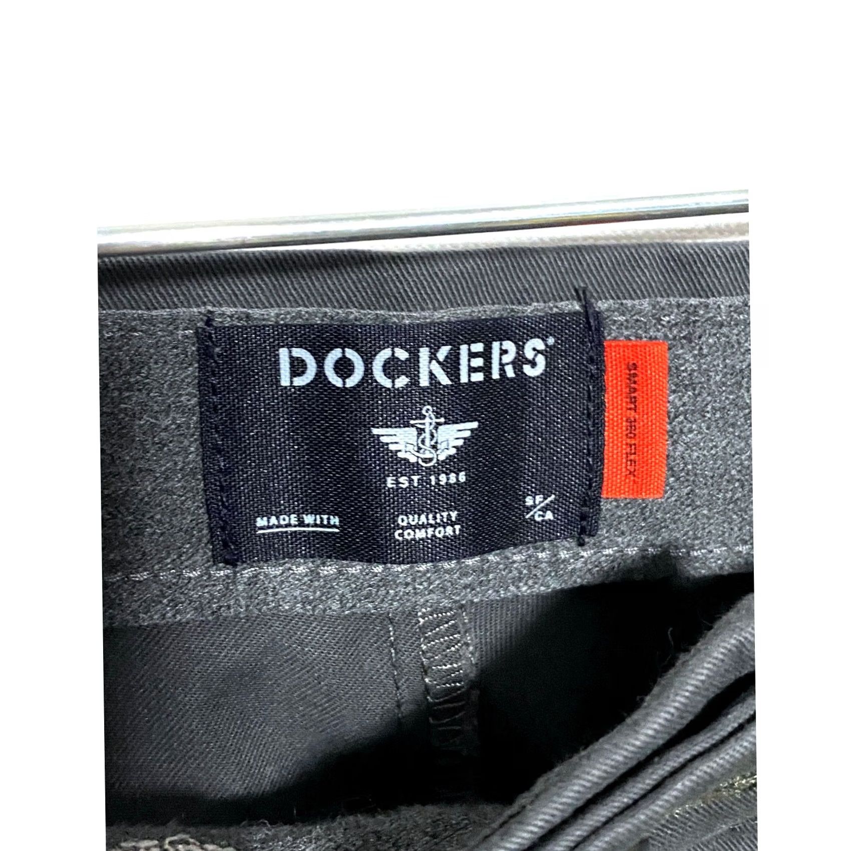 Dockers Dockers Pants Mens 36 Slim Fit Khaki Gray Workday Chinos 360 Flex Flat Front Inseam 30 Classic Casual Business Size US 36 / EU 52 - 6 Thumbnail