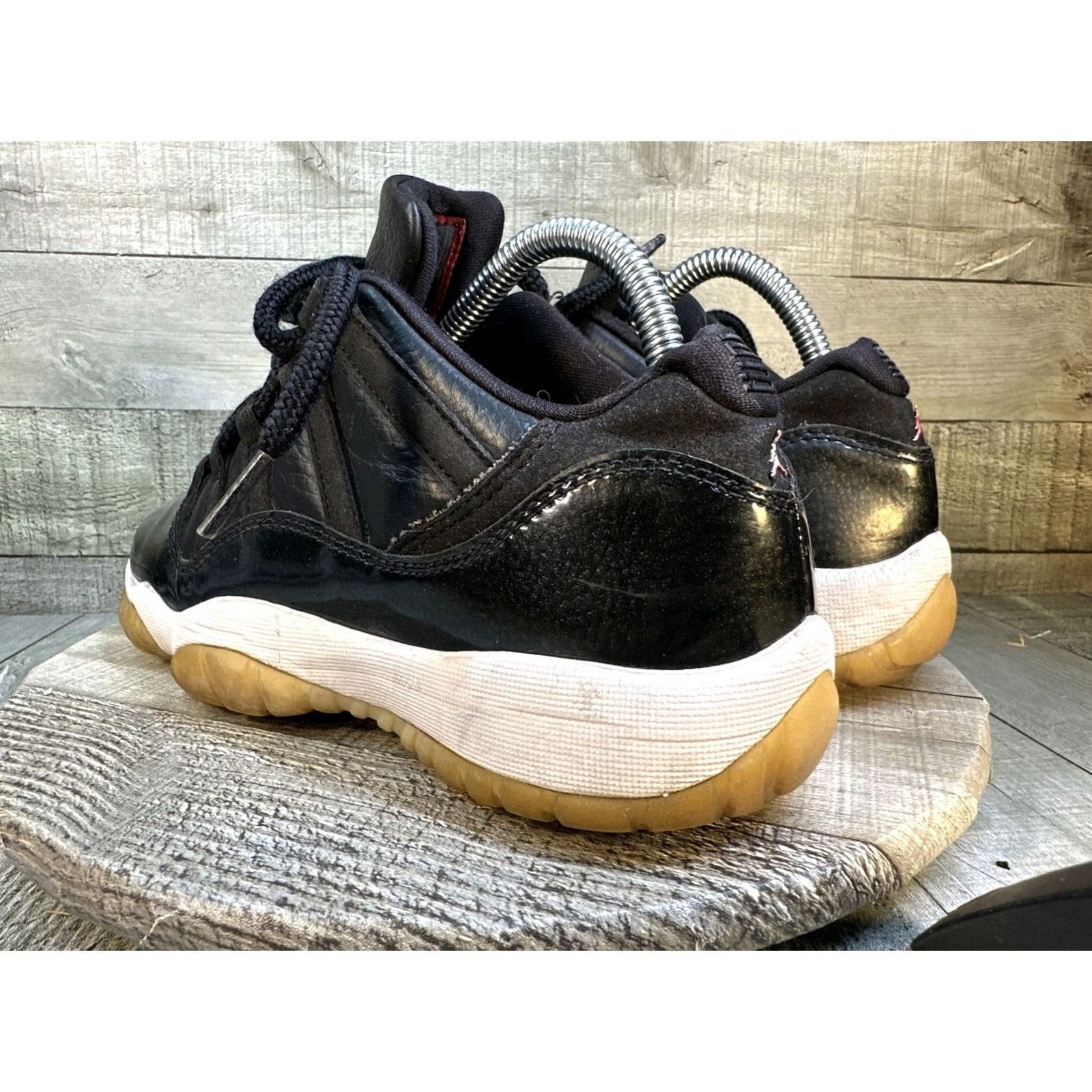 Jordan Brand Size 6 Jordan 11 Retro Low GS 72-10 Sneaker Men Black Air Jordan 11 2022 Low Top Size US 6 / EU 39 - 6 Thumbnail