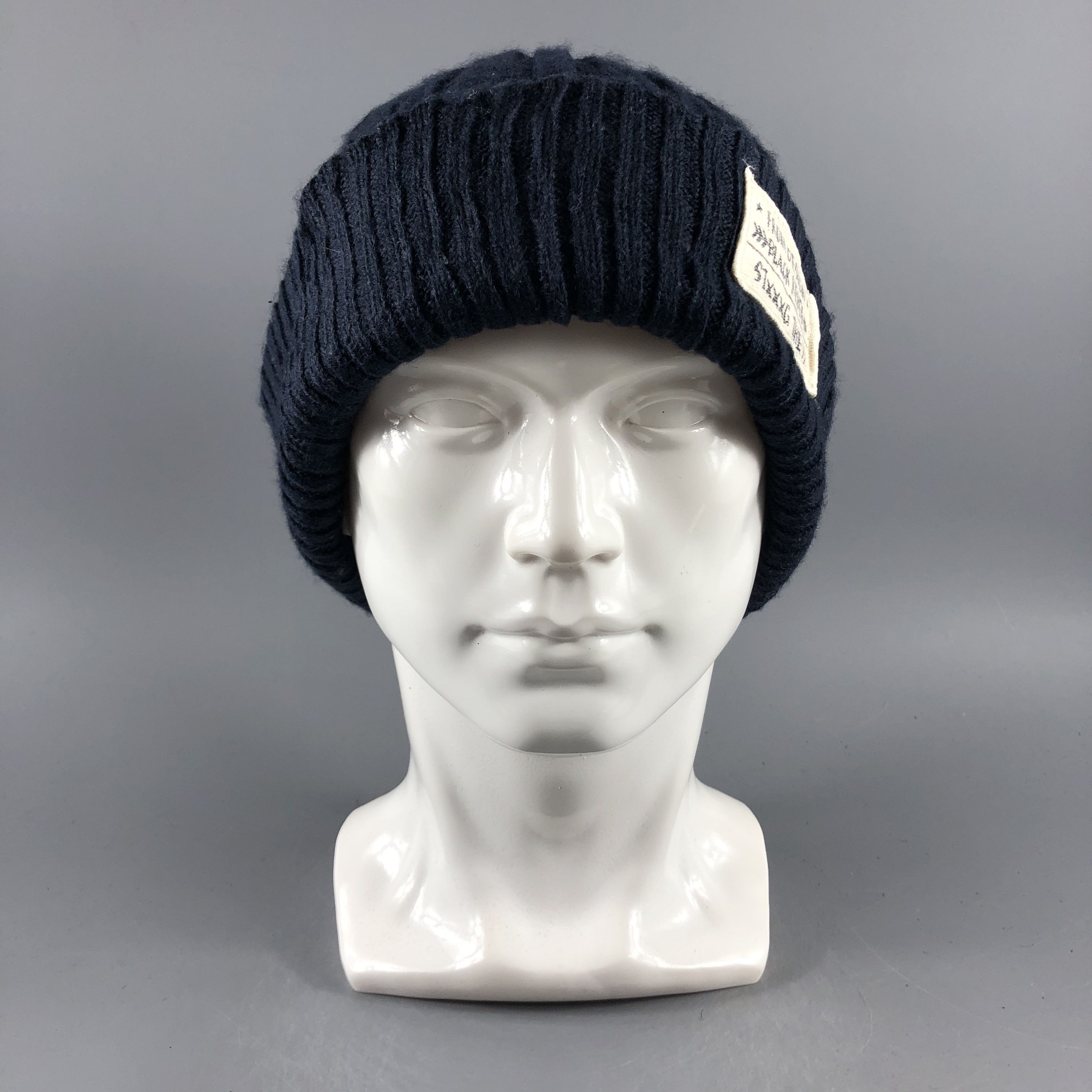 Vintage Queen Head Knit Beanie Snow Hat Snow Cap -D350 Size ONE SIZE - 2 Thumbnail