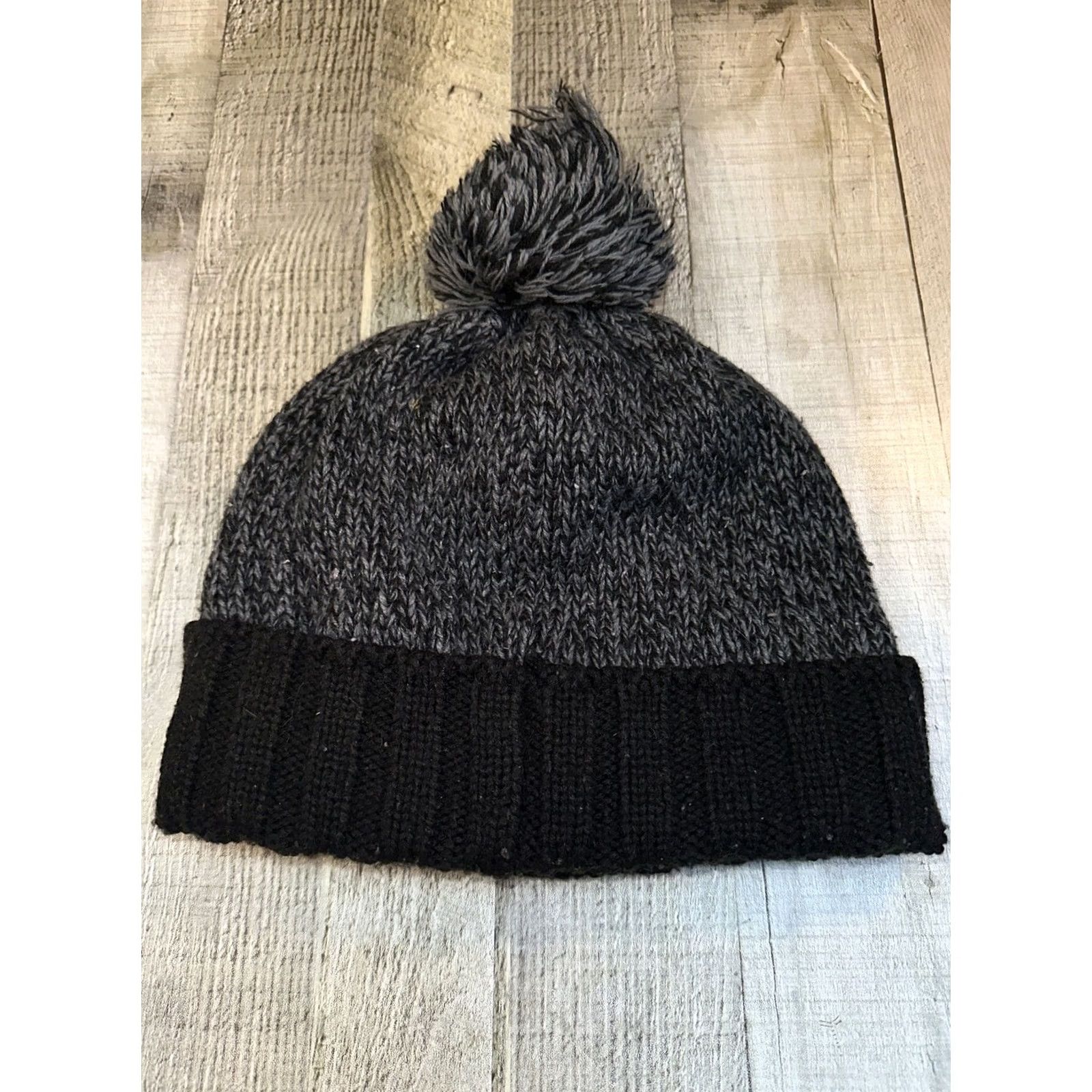 Adidas Adidas thermal Beanie Mens One Size Black Beanie Thermal Adidas Logo Winter Hats Mens Size ONE SIZE - 3 Thumbnail