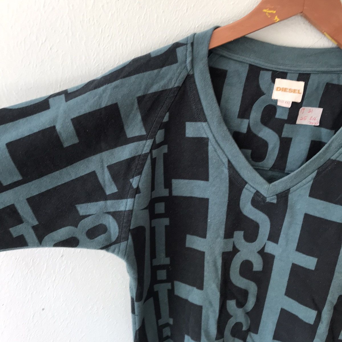 Diesel Diesel crop top sweater pullover vneck Size XS / US 0-2 / IT 36-38 - 4 Thumbnail
