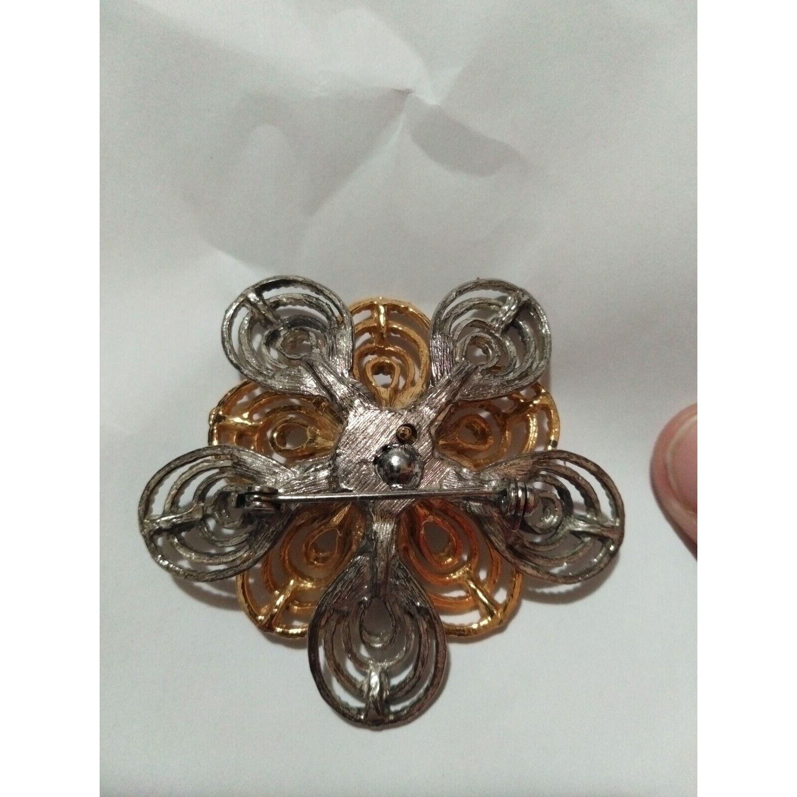 Other Flower Pin With Silver Tone And Gold Tone In Color 2 Inches Size ONE SIZE - 4 Thumbnail