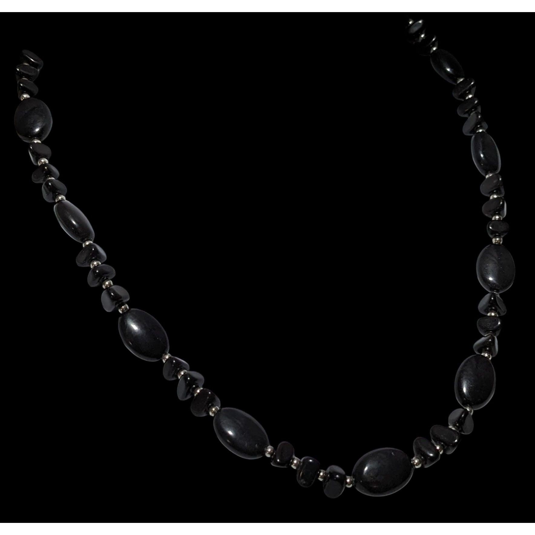 Chaps Preppy Beaded Chaps Black And Silver Necklace Size ONE SIZE - 7 Thumbnail