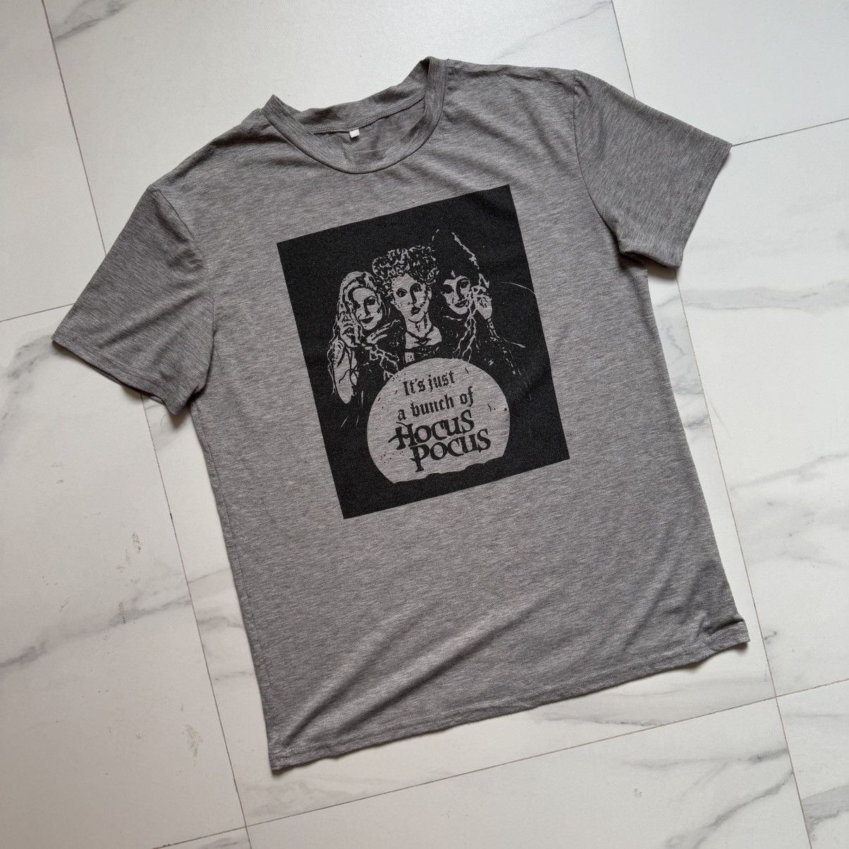 Disney × Vintage Vintage Y2K Disney Hocus Pocus Movie Tee Size US L / EU 52-54 / 3 - 3 Thumbnail