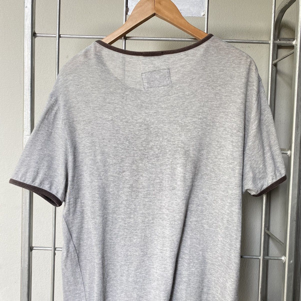 Marc Jacobs MARC JACOBS Gray Tee with Brown Collar & Logo Print Size US L / EU 52-54 / 3 - 12 Thumbnail
