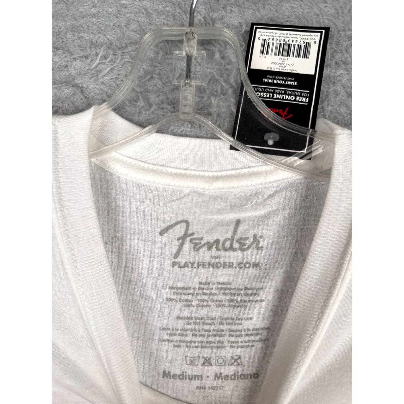 Fender Fender Men T-Shirt Shirt M White 1964 Stratocaster 100% Cotton NEW Size US M / EU 48-50 / 2 - 7 Thumbnail