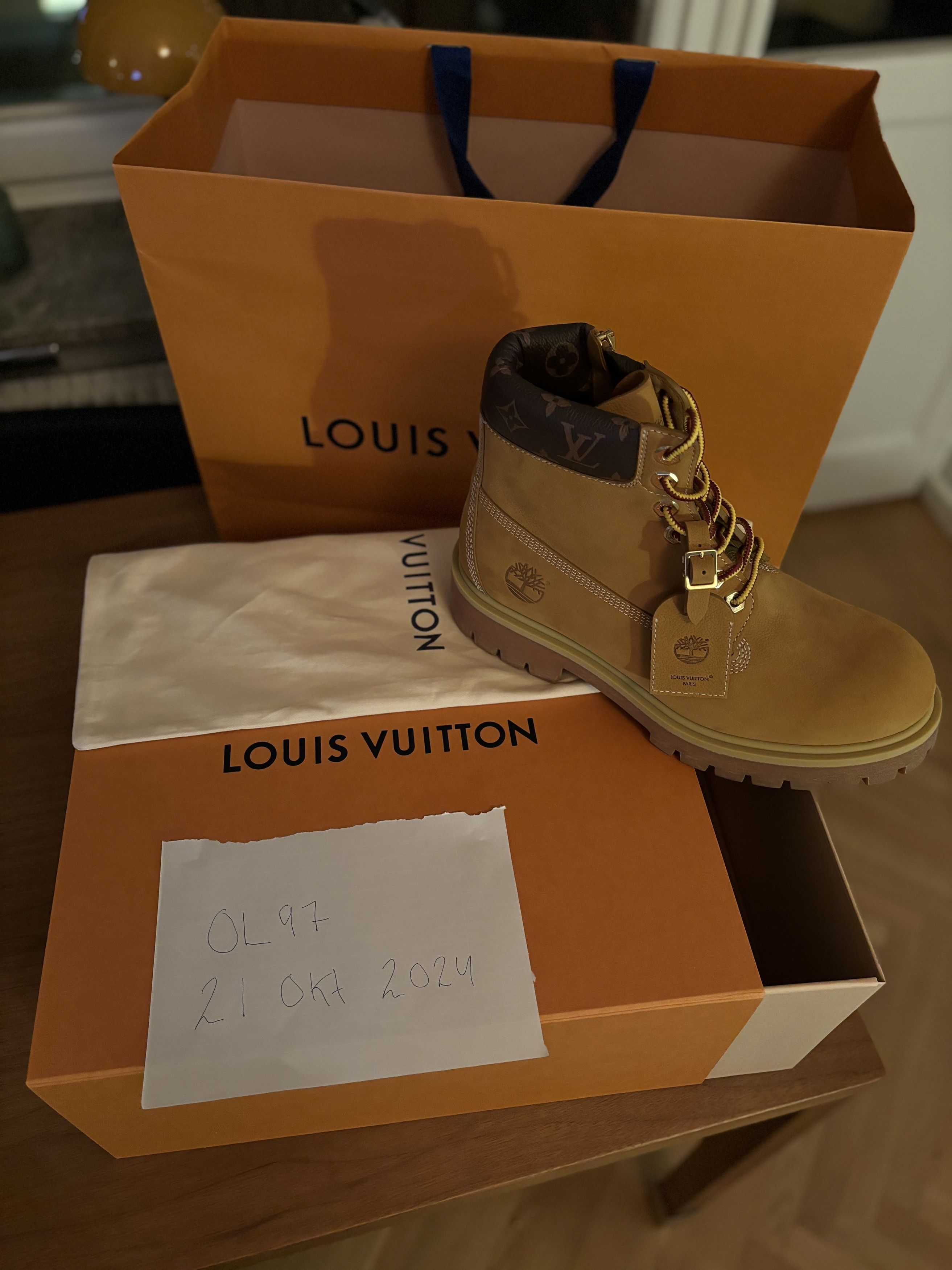 Louis Vuitton Louis Vuitton X TImberland LV Boot Ankle Boot Size US 11 / EU 44 - 1 Thumbnail