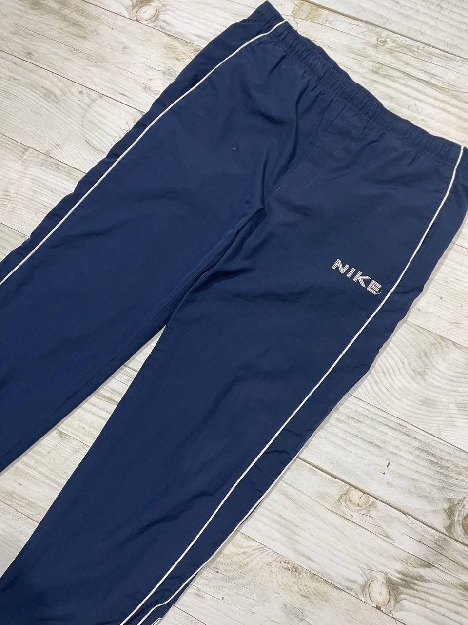 Nike Vintage Nike Nylon Track Pants Striped 00s Size US 32 / EU 48 - 5 Thumbnail