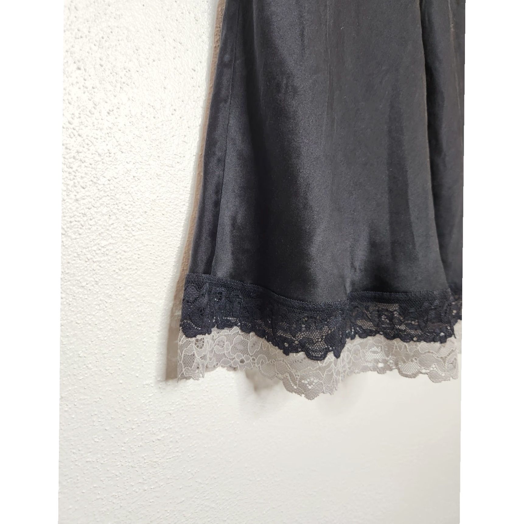 Vintage VINTAGE Intimissimi Dress Slip Midi Black M Women's Tank Sleeveless y2K 90s Goth Fairy Whimsy Modern Size M / US 6-8 / IT 42-44 - 3 Thumbnail