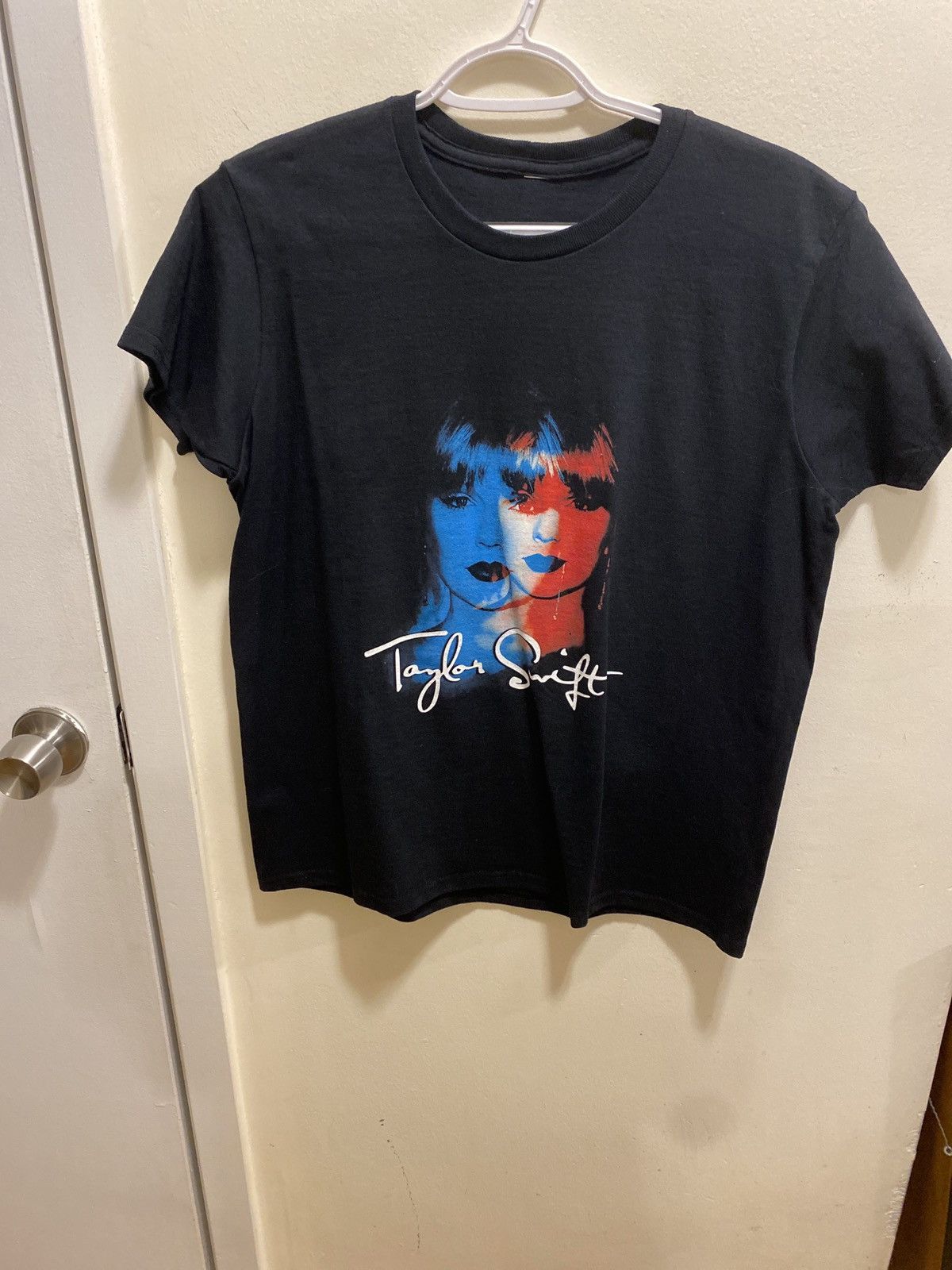 Band Tees Taylor Swift T-shirt Size M / US 6-8 / IT 42-44 - 1 Thumbnail