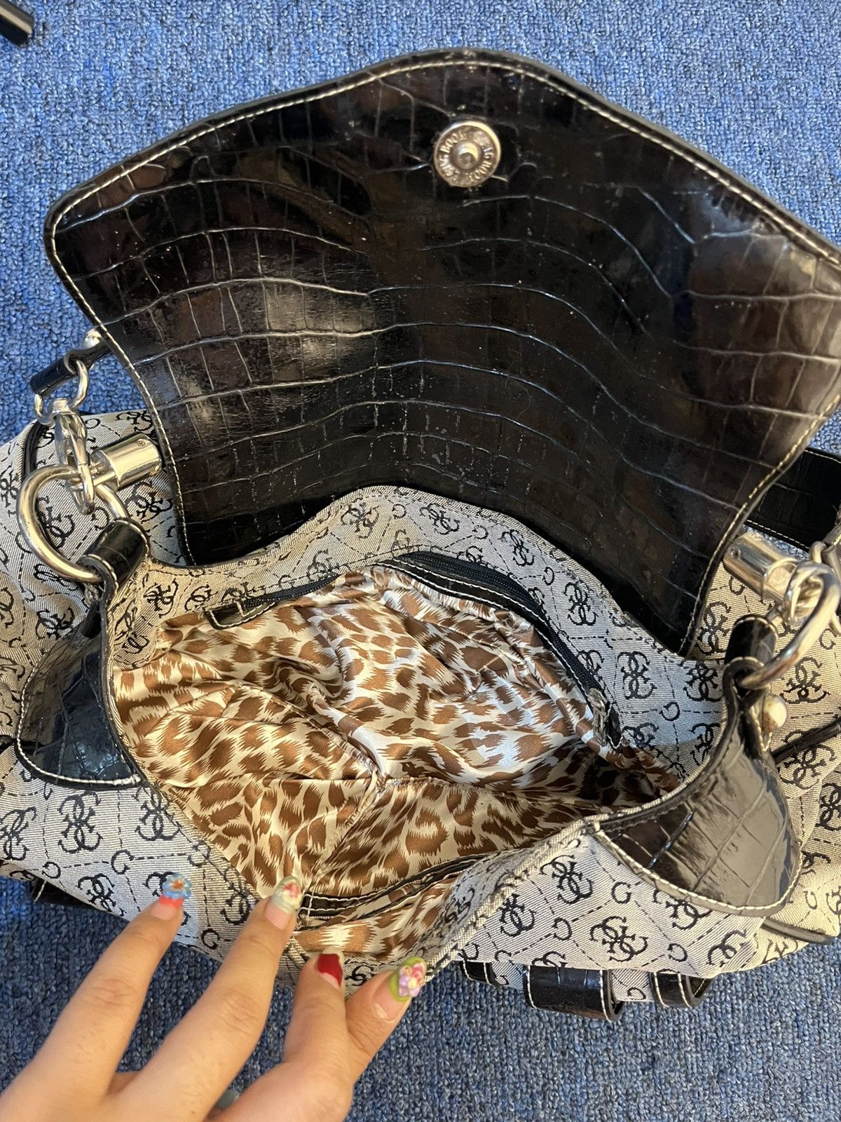 Guess Vtg guess monogram bag belt Size ONE SIZE - 15 Thumbnail
