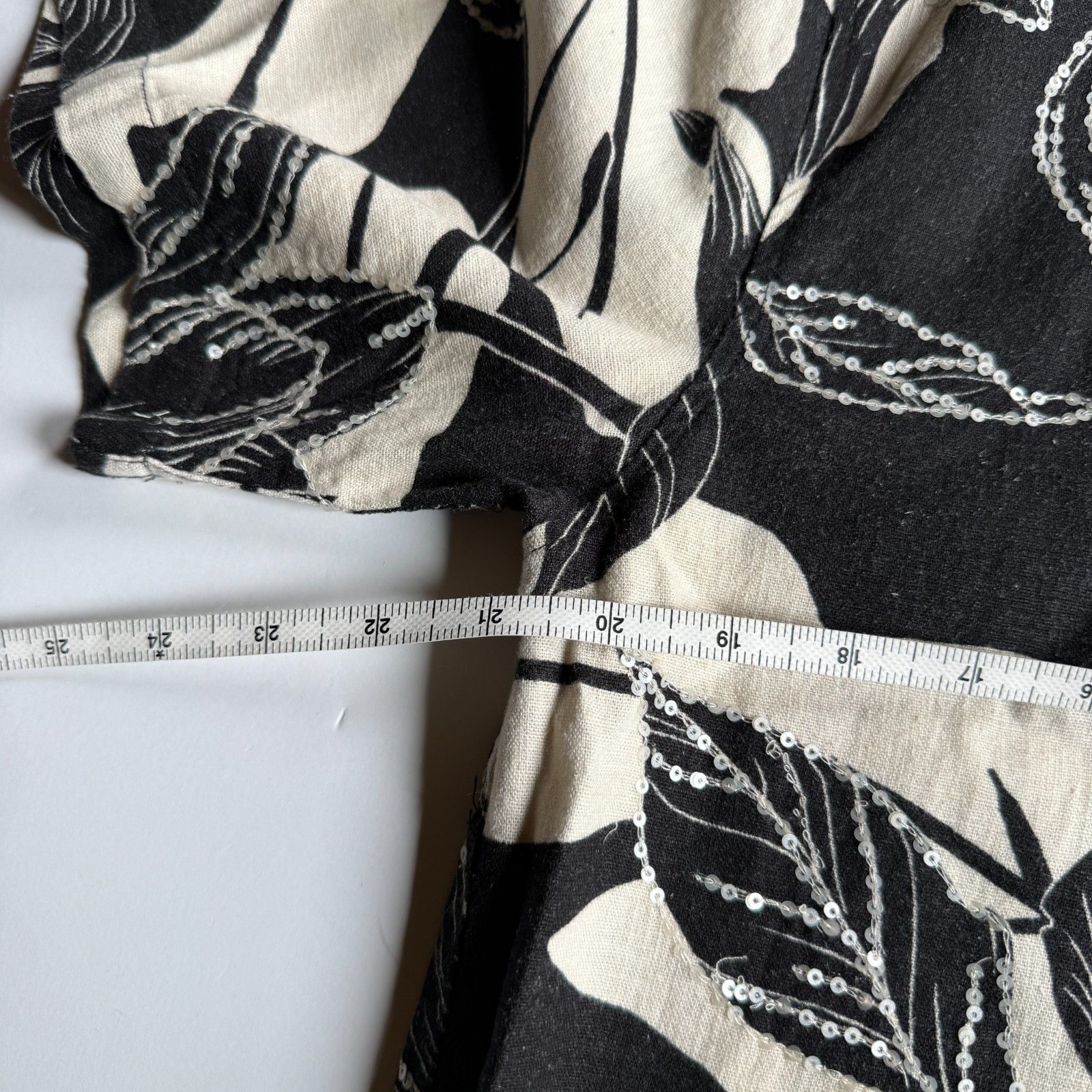 Abercrombie & Fitch Abercrombie & Fitch Summer Linen Black Floral Shirt Size US M / EU 48-50 / 2 - 6 Thumbnail