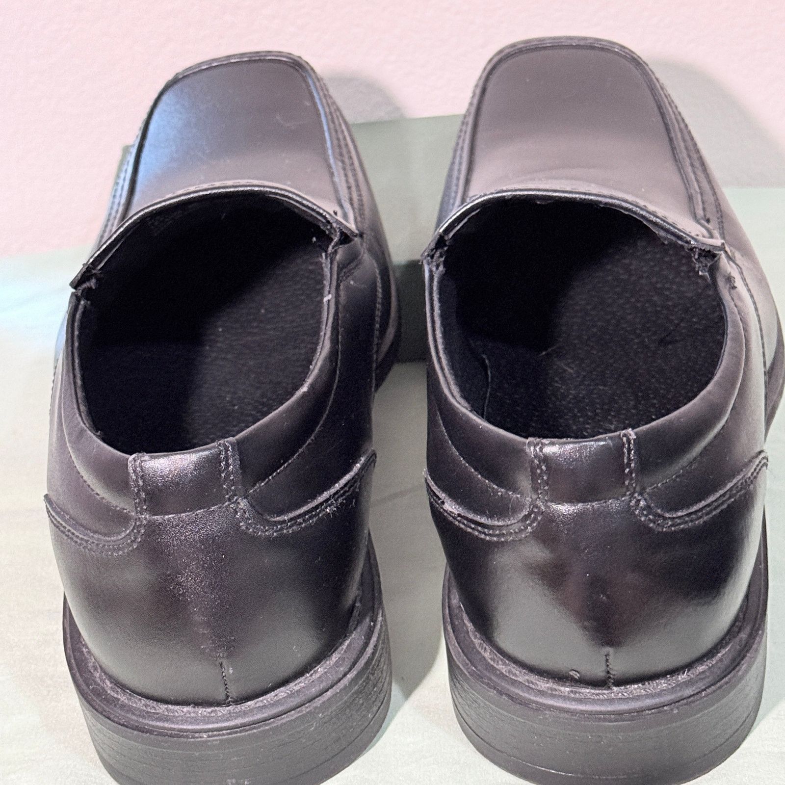 G.H. Bass & Co. G H Bass & Co Alberta black leather loafers. Men’s 11.5 D Size US 11.5 / EU 44-45 - 6 Thumbnail
