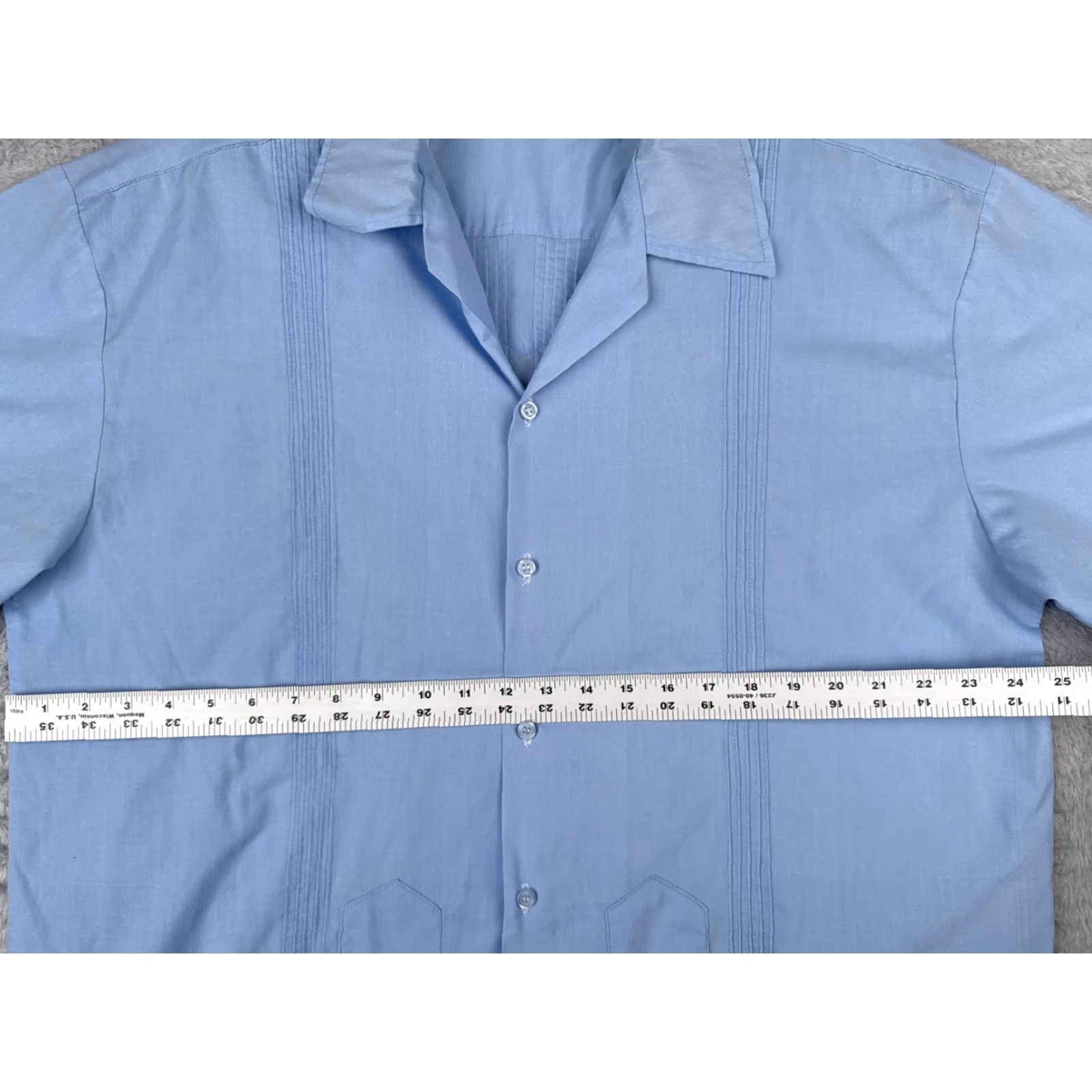 Vintage Guayabera Shirt Men XL Blue Button-Up Short Sleeve Polyester Blend Embroidered Aloha Beach Hawaiian Vacation Resort Shirt Mens Size US XL / EU 56 / 4 - 7 Thumbnail