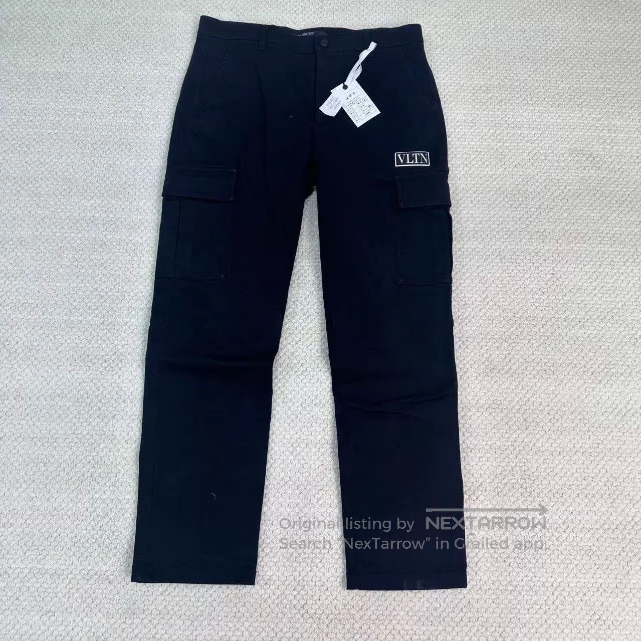 Valentino Valentino Logo Cargo Pants in Black. Size US 40 / EU 56 - 1 Thumbnail