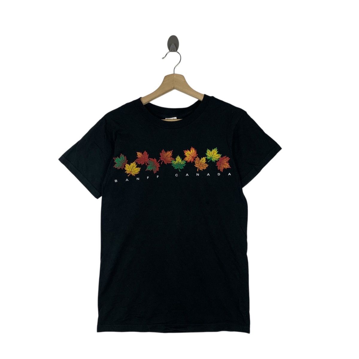 Vintage Vintage BANFF CANADA PARK Pine Leaves Floral Tee Shirt Top Size S / US 4 / IT 40 - 1 Thumbnail