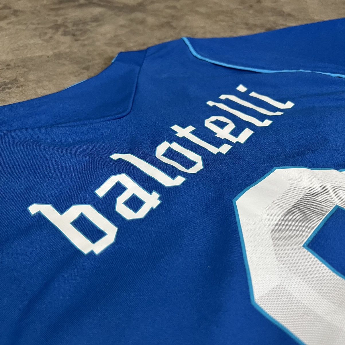 Puma FIFA Italia FIGC Mario Balotelli #9 Puma Soccer Jersey Size US L / EU 52-54 / 3 - 3 Thumbnail