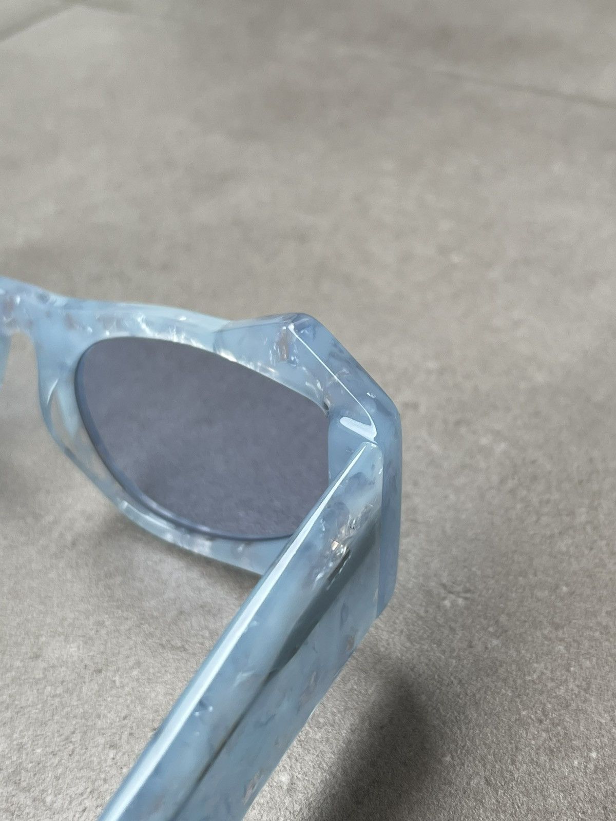 GCDS !DS! SS23 GCDS Cat Eye Marble Blue Sunglasses Size ONE SIZE - 12 Thumbnail