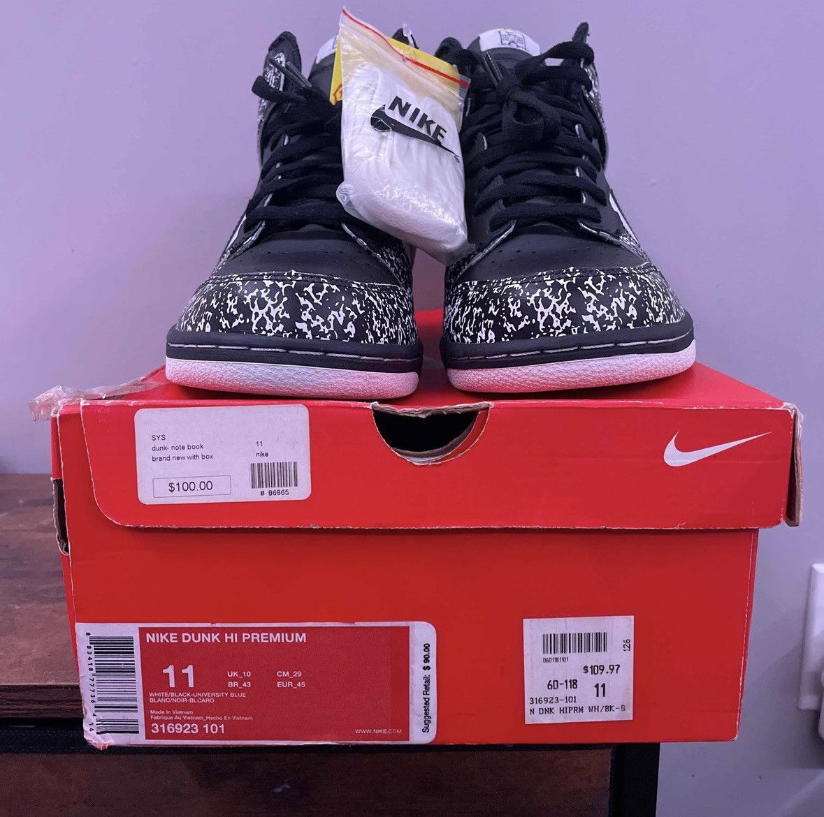Nike Nike Dunk “Nikebook” Size US 11 / EU 44 - 7 Thumbnail