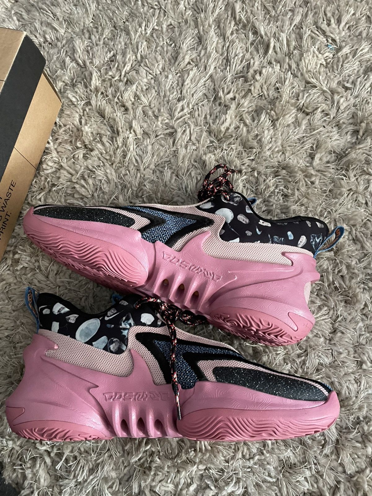 Nike Nike Cosmic Unity 2 Precious Gems Size US 9.5 / EU 42-43 - 13 Thumbnail
