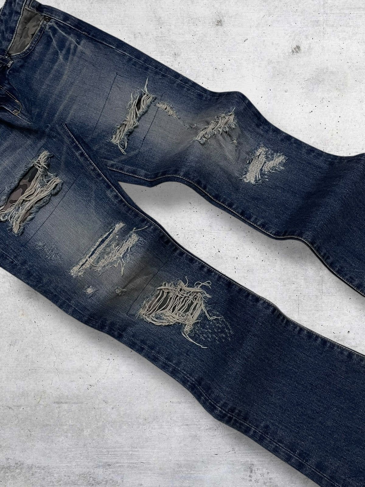 Tornado Mart VINTAGE MOUSSY JAPAN DESIGNER 90S FLARED RIPPED OG DENIM Size US 27 - 5 Thumbnail