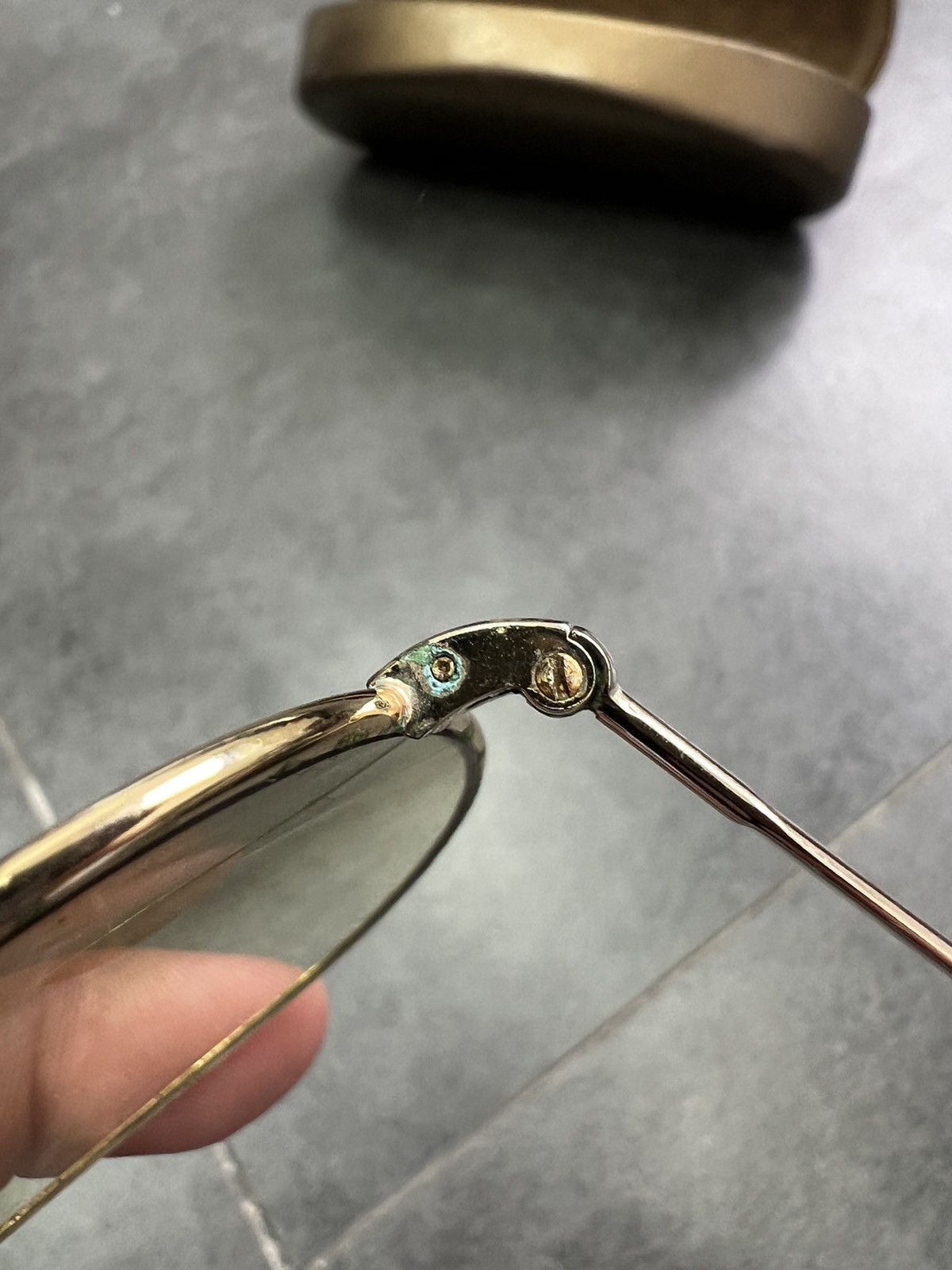 Gucci × Vintage Gucci Square Aviators Metal Frame Sunglasses Size ONE SIZE - 5 Thumbnail