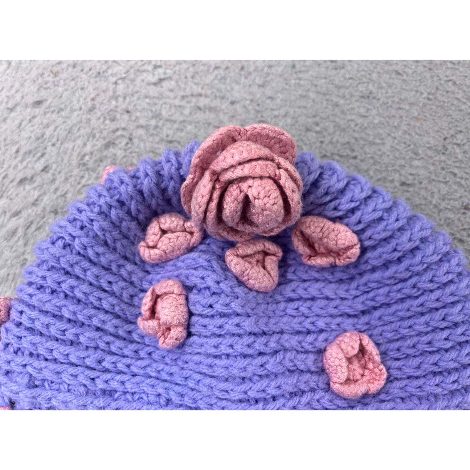 Vintage Handmade Beanie Toque Womens Purple Flowers Knit Crochet Floral Acrylic Blend Hat Size ONE SIZE - 2 Thumbnail