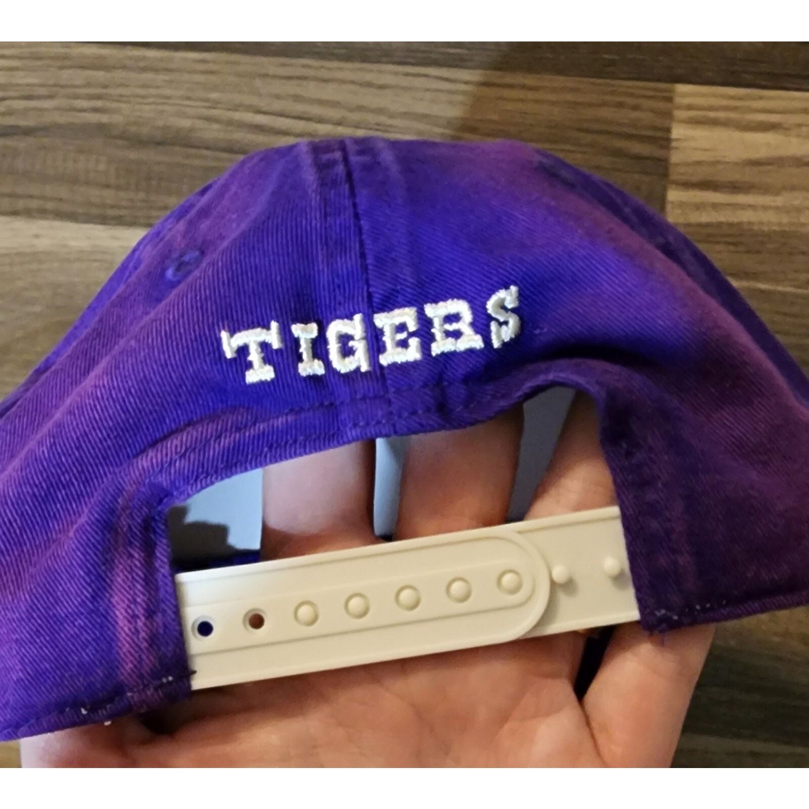 Wrangler NEW WITH TAGS LSU Hat/Cap. Y Size ONE SIZE - 6 Thumbnail
