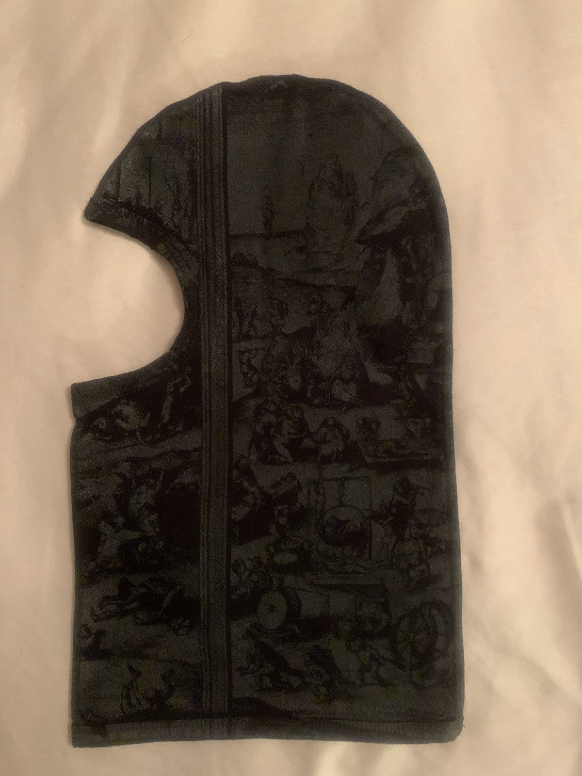 Brain Dead × Henry Johnson × Online Ceramics FINDSLEEP NYC sheisty medieval reflective print Size ONE SIZE - 6 Thumbnail