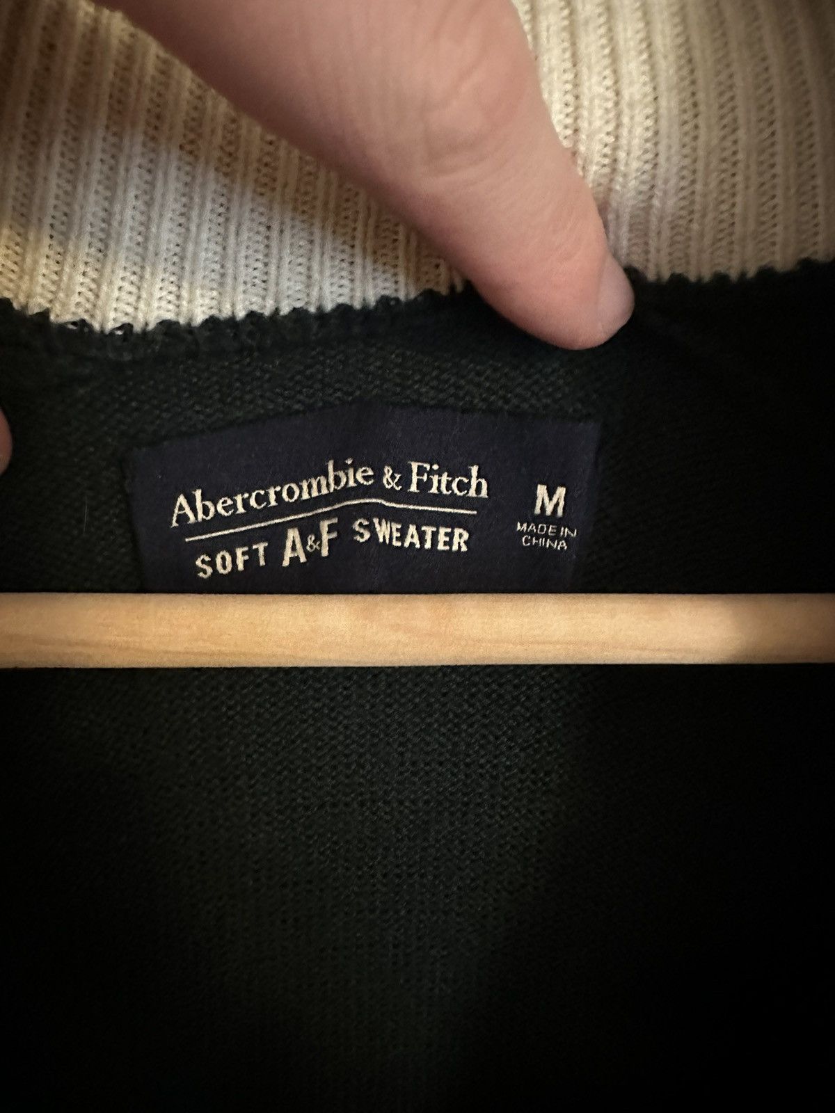 Abercrombie & Fitch Abercrombie and Fitch A&F Green Soft A&F Sweater Medium Size US M / EU 48-50 / 2 - 3 Thumbnail