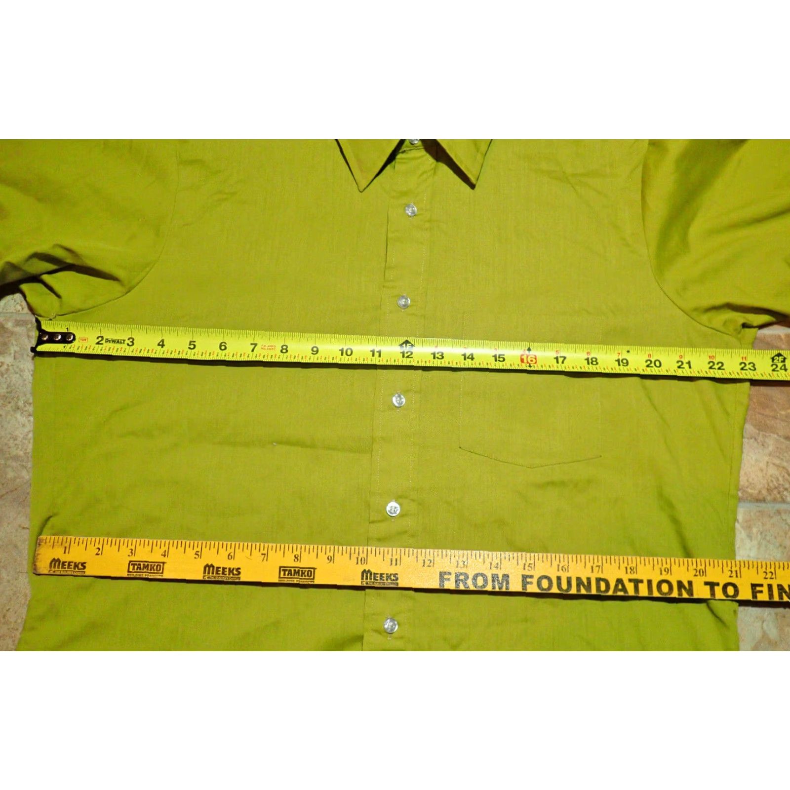 Arrow VINTAGE Arrow Kent ARROW Drake II Short Sleeve Dress Shirt M Green 46 Chest 30 Length Sanforized Dagger Collar 60s 70s USA Vintage Mens Shirt Size 40R - 5 Thumbnail