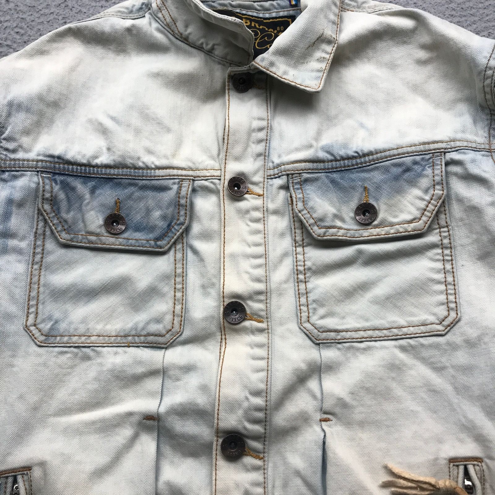 AKOO Akoo Brand Light Washed Jean Denim Trucker Jacket Mens XL Size US XL / EU 56 / 4 - 9 Thumbnail