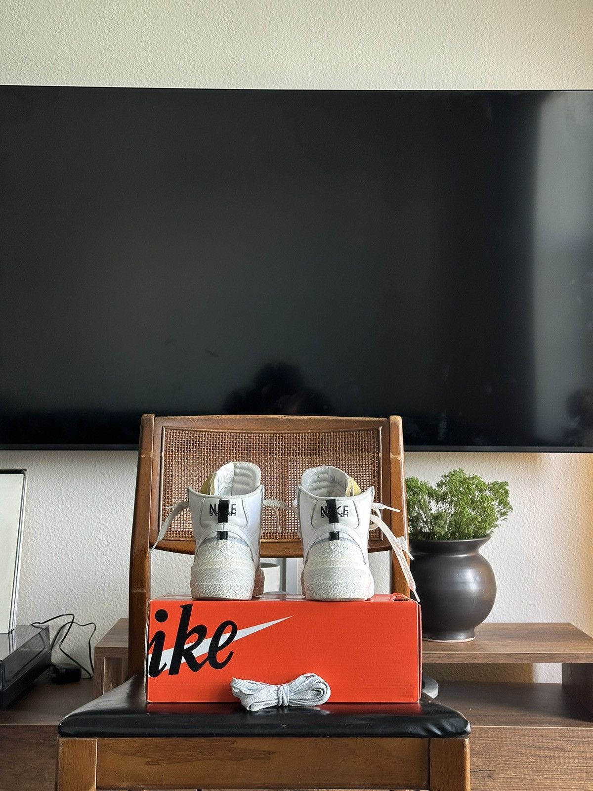 Nike × Sacai sacai x Blazer Mid 'White Grey' Size US 9 / EU 42 - 3 Thumbnail