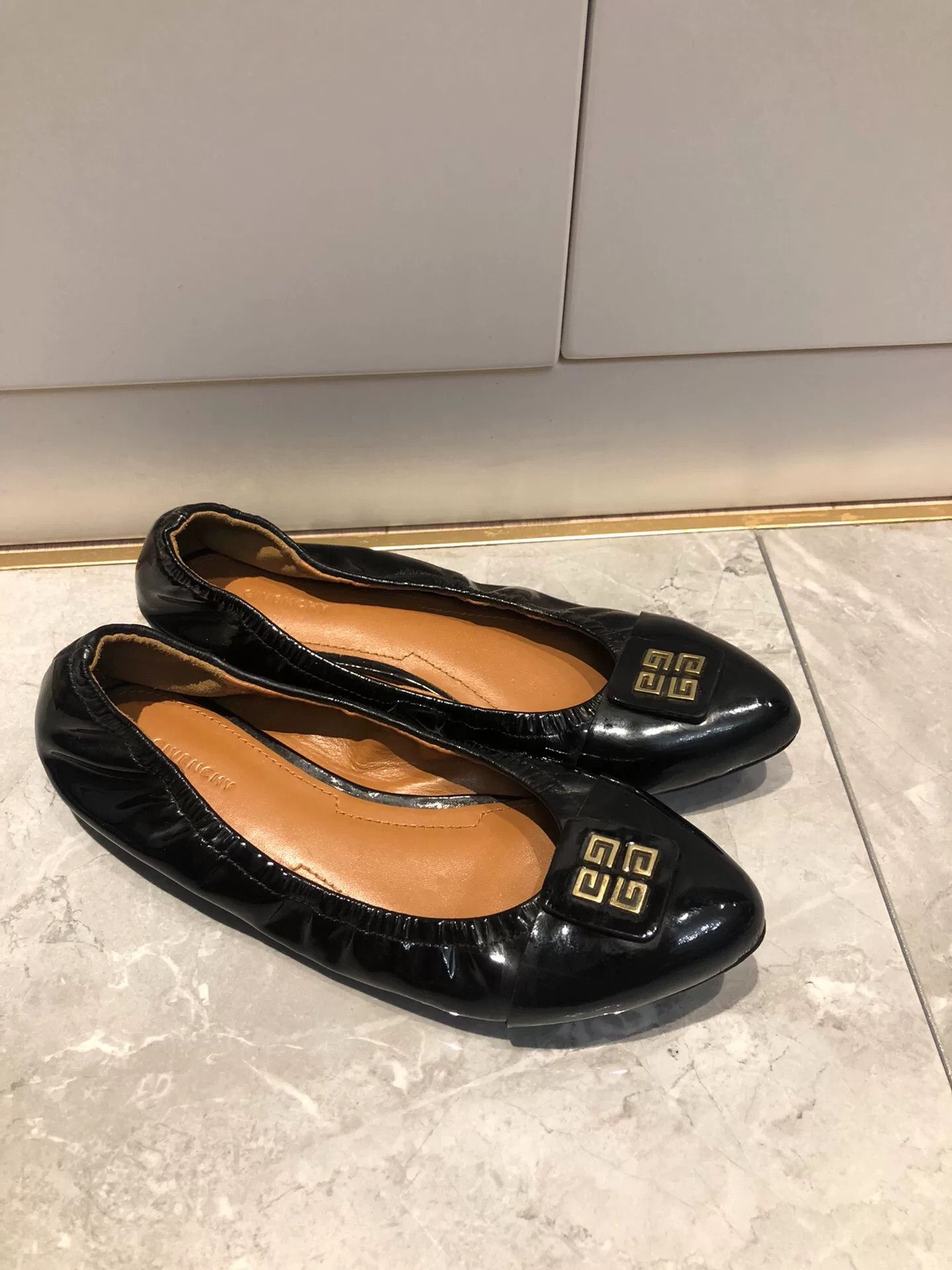 Givenchy Givenchy Women's Classic Shoes Size 36 Size US 5 / IT 35 - 1 Thumbnail