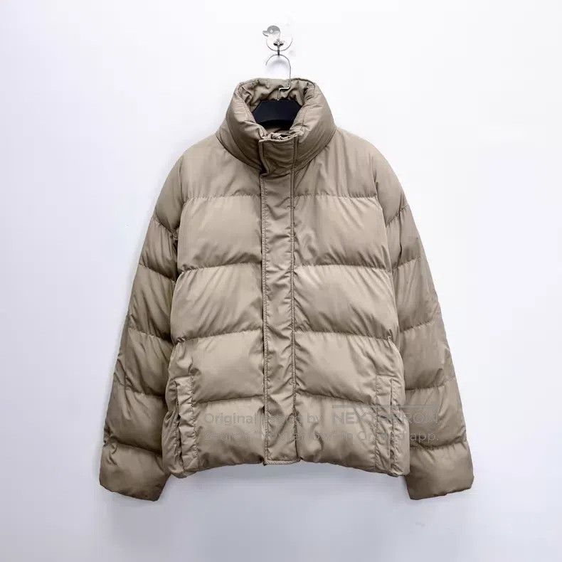 Balenciaga Balenciaga Embroidered double B letter logo snap button do Size US S / EU 44-46 / 1 - 1 Thumbnail