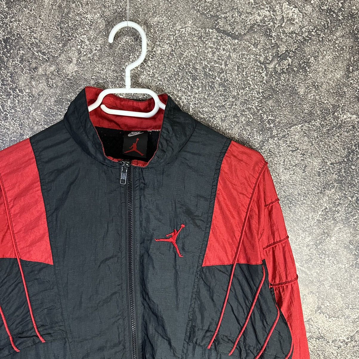Nike Vintage Very Rare Nike x Jordan Track Jacket Size M / US 6-8 / IT 42-44 - 4 Thumbnail