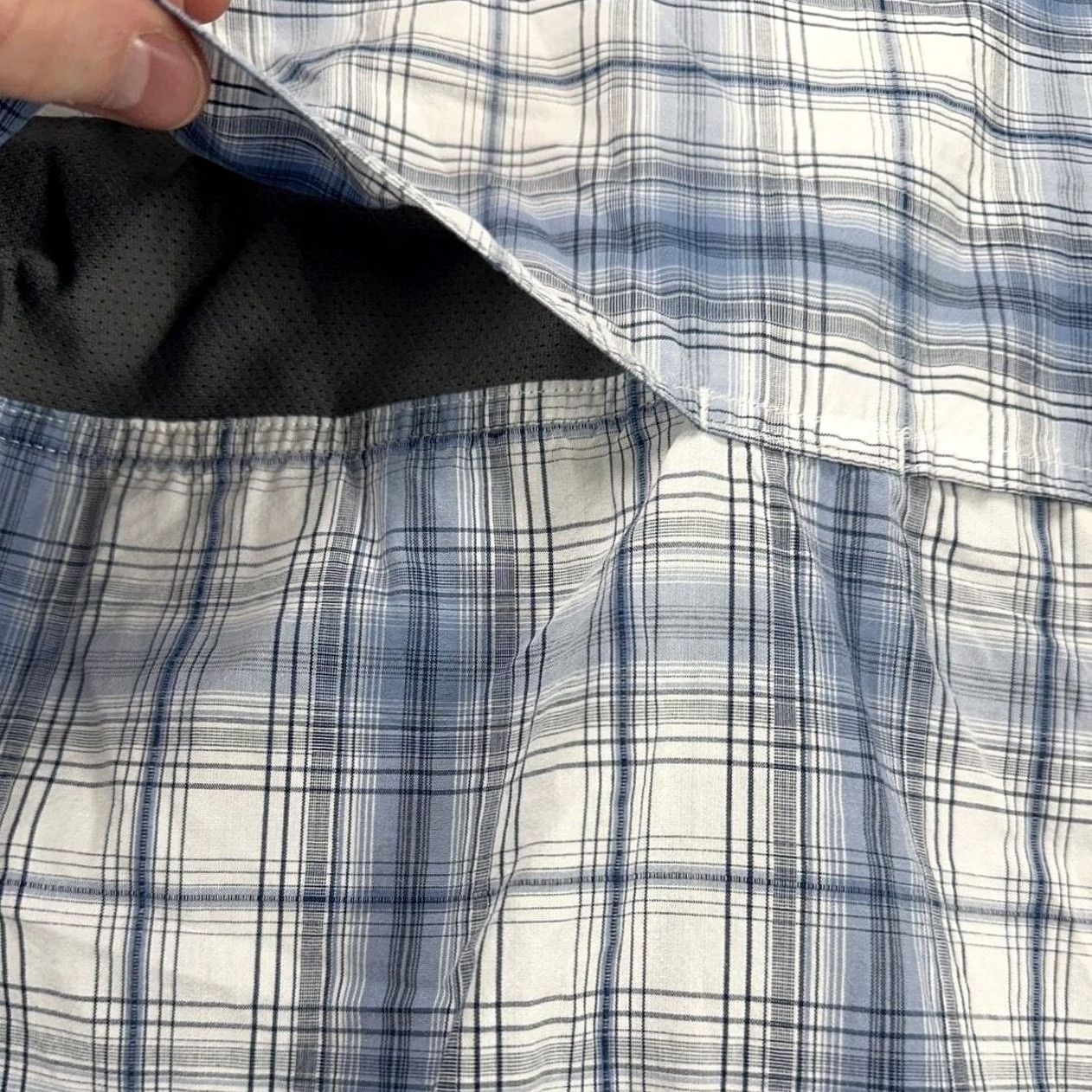 Croft & Barrow VINTAGE: Croft Barrow Quick Dry Shirt Mens Large Blue Plaid Vented Flap Pockets Size US L / EU 52-54 / 3 - 5 Thumbnail