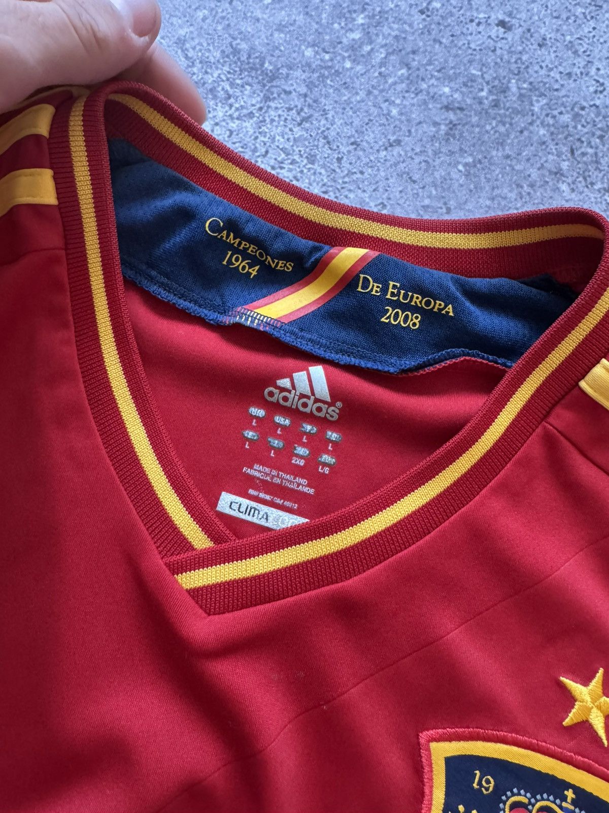 Adidas 🔥ADIDAS SPAIN EURO 2012 HOME SOCCER JERSEY SHIRT Size US L / EU 52-54 / 3 - 10 Thumbnail