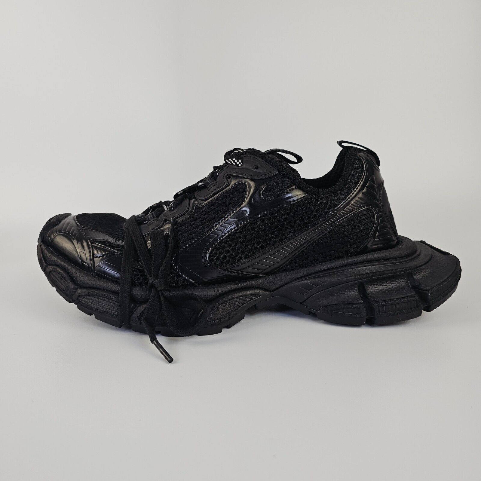 BALENCIAGA 3XL $1190 Women's Black Low Top Sneakers New And