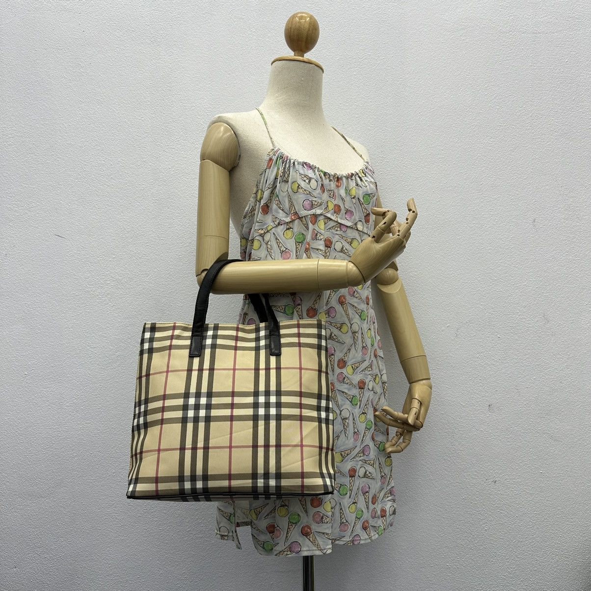 Burberry ‼️YES‼️ AUTHENTIC BURBERRY LONDON NOVA CHECK HAND TOTE BAG Size ONE SIZE - 15 Thumbnail