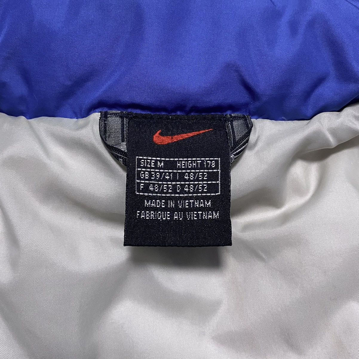 Nike Vtg 90’s Distressed Nike Puffer Down Jacket Embroidered Logo Size US M / EU 48-50 / 2 - 24 Thumbnail