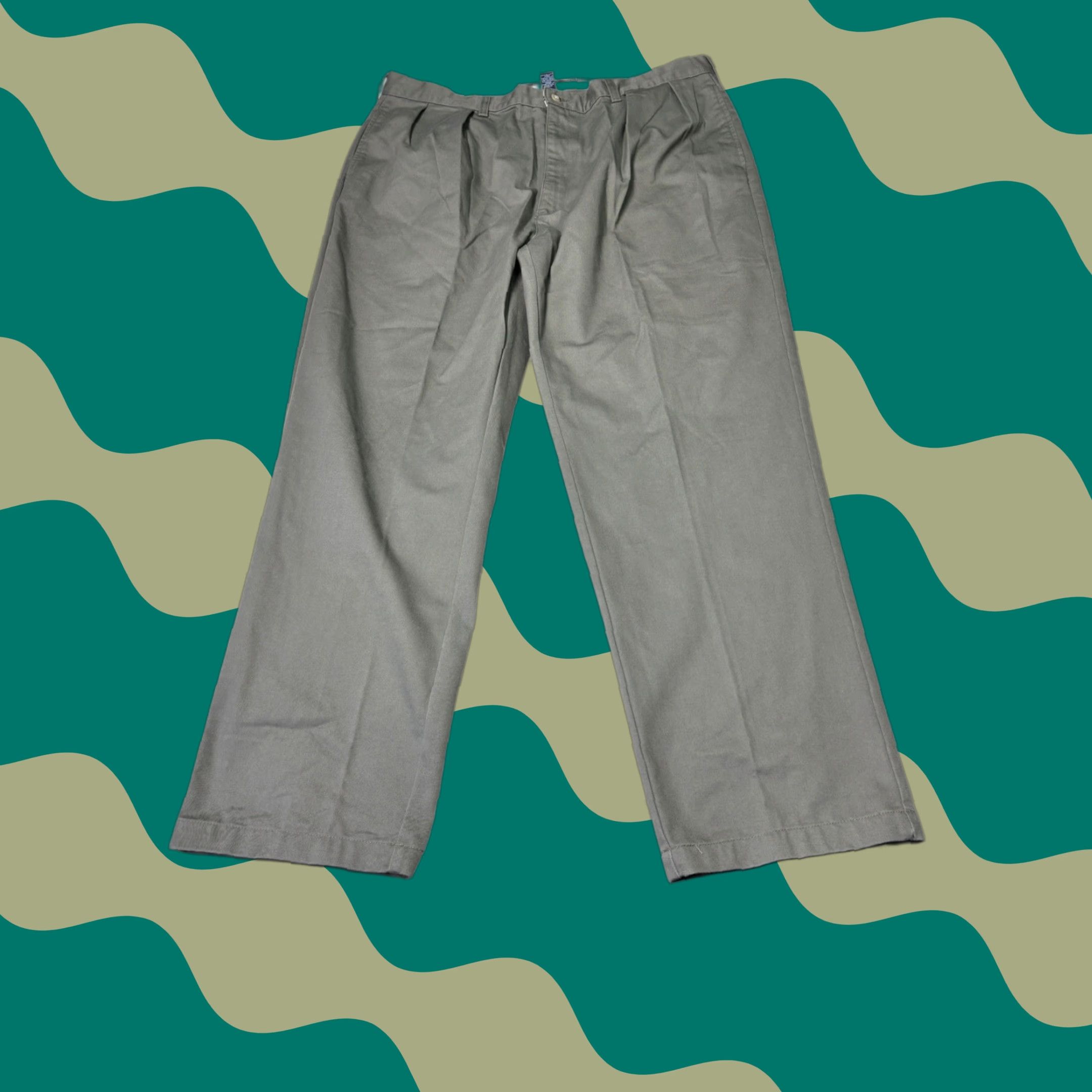 Polo Ralph Lauren VINTAGE Polo Ralph Lauren Chino Pants Mens 42x32 Pleated Khaki Cotton Relaxed Fit Size US XL / EU 56 / 4 - 1 Thumbnail
