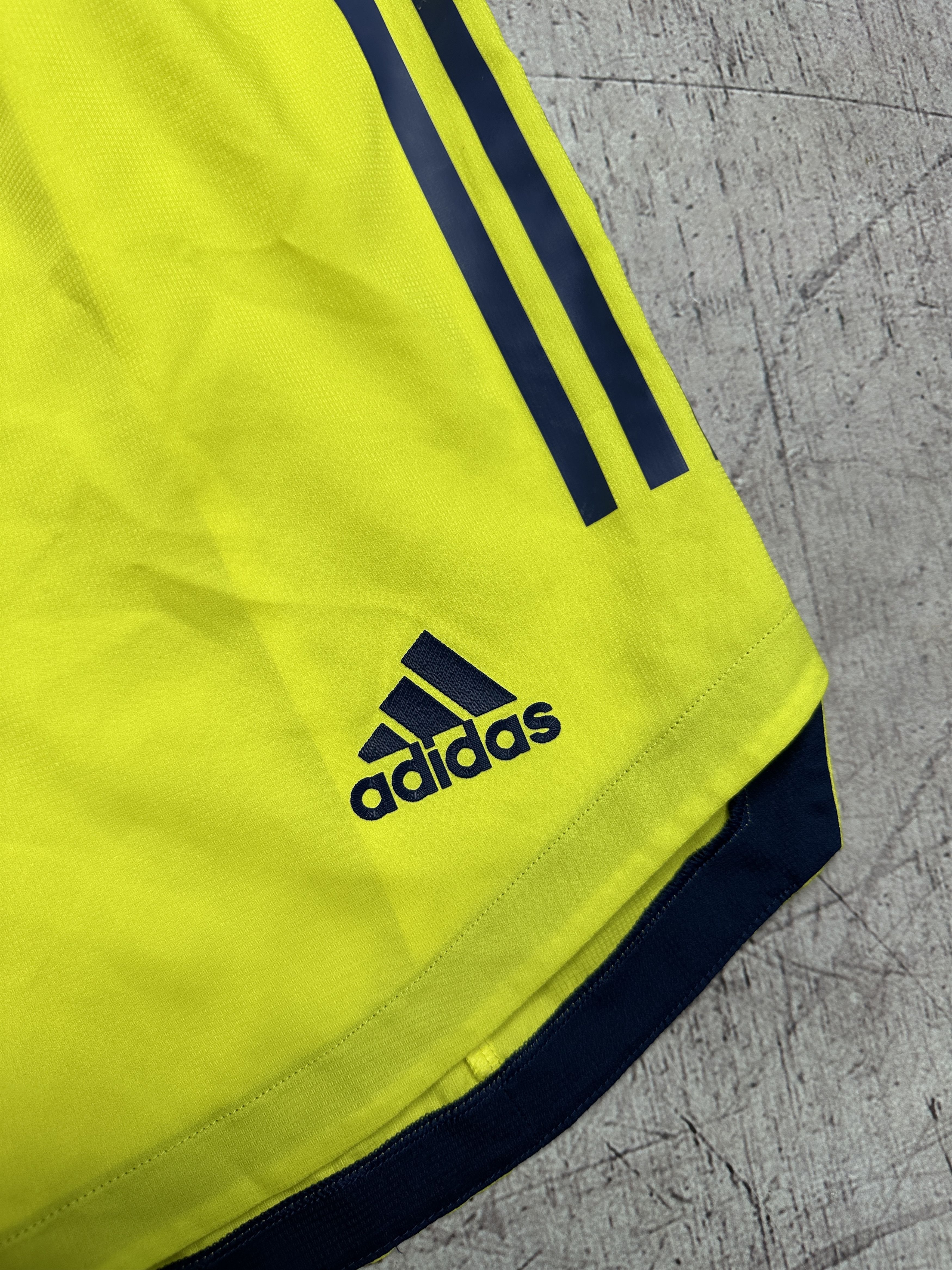 Adidas Adidas Mens Shorts Size US 32 / EU 48 - 3 Thumbnail