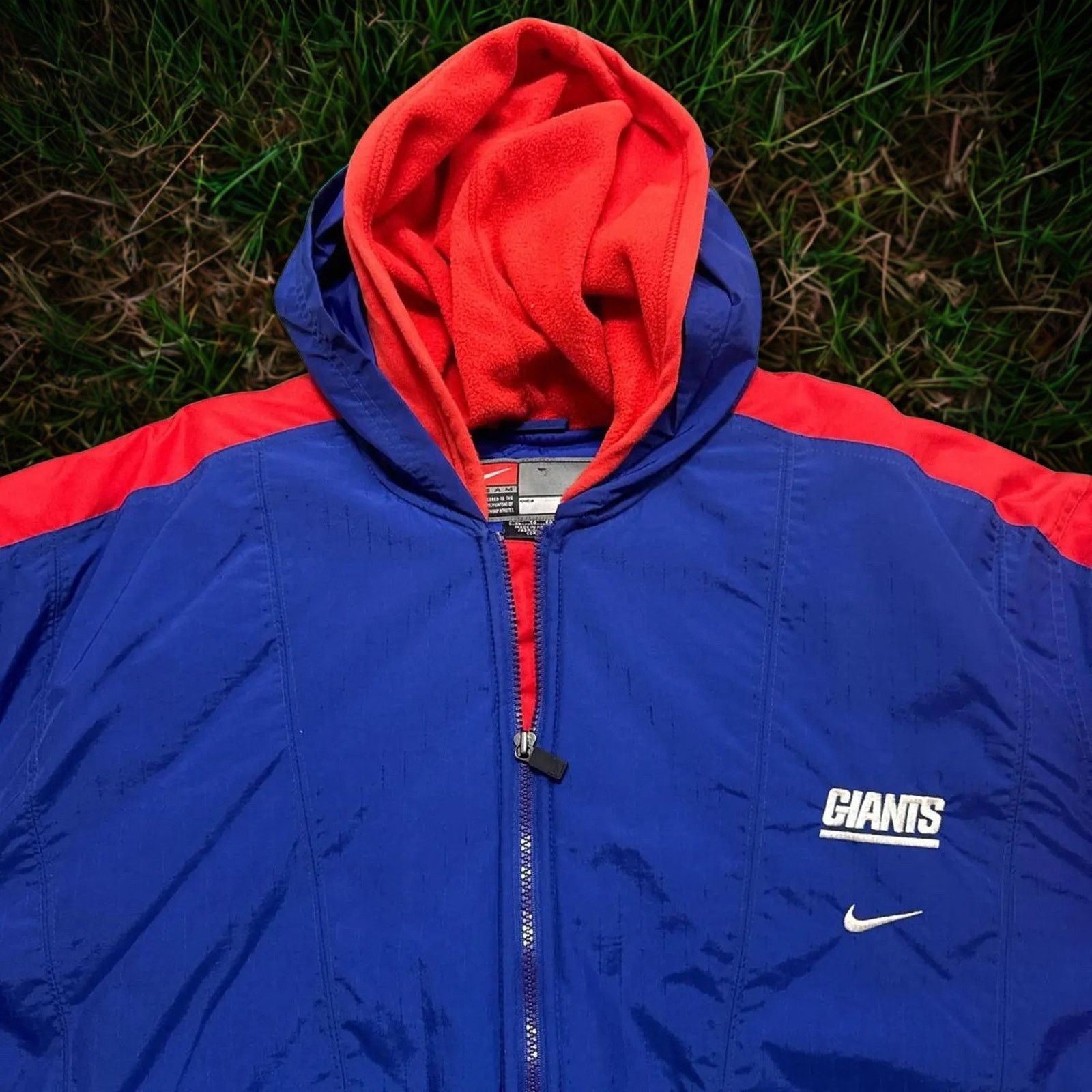 Nike New York Giants Nike Padded Puffer Coat Jacket Size L NFL Size US L / EU 52-54 / 3 - 3 Thumbnail
