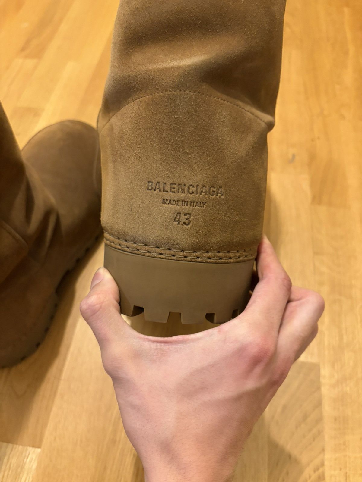 Balenciaga Balenciaga Alaska High Fur Boots Size US 10 / EU 43 - 6 Thumbnail