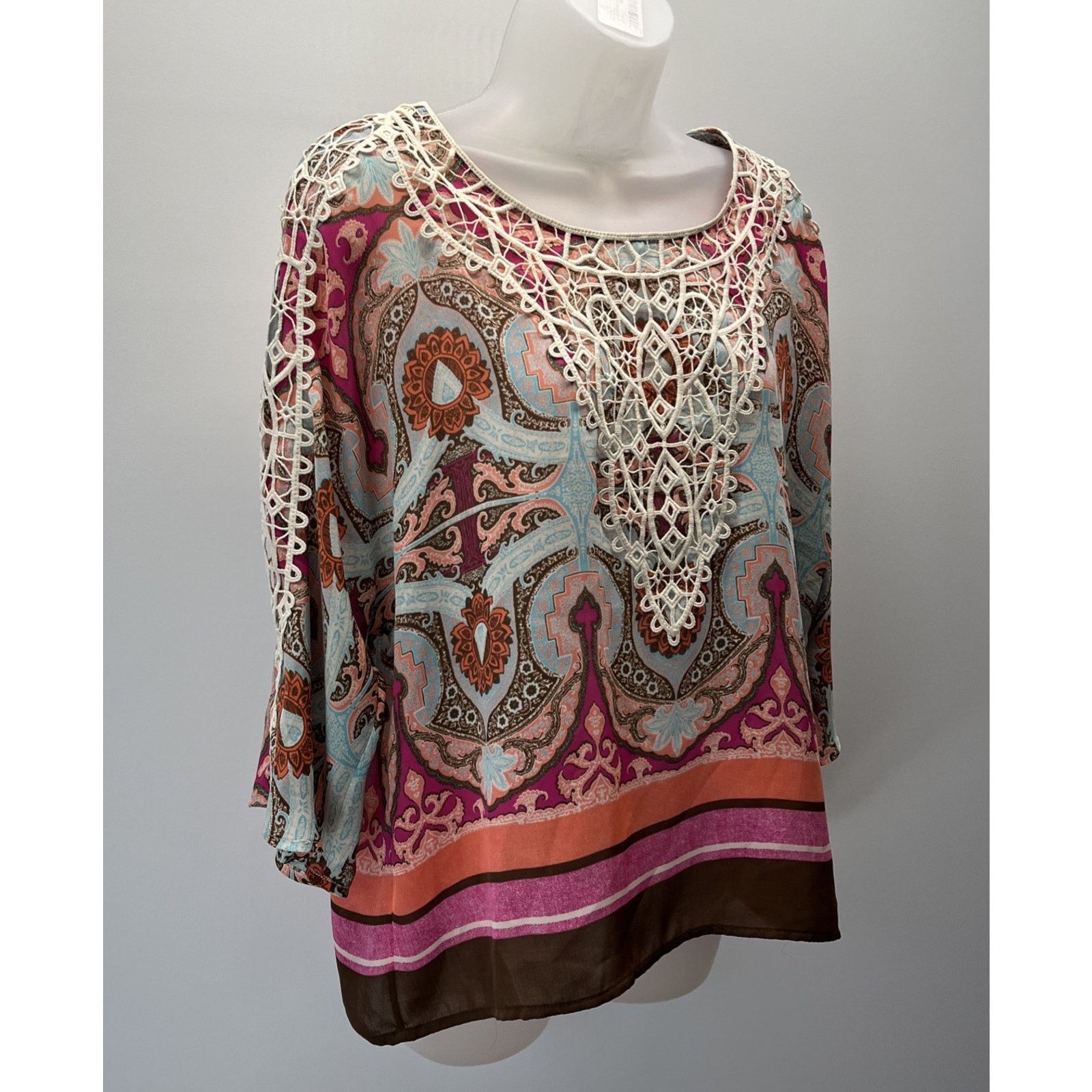 Chicos Chicos 3/4 Sleeve Safari Chic Crochet Trim Blouse Women's 1P Size XS / US 0-2 / IT 36-38 - 3 Thumbnail
